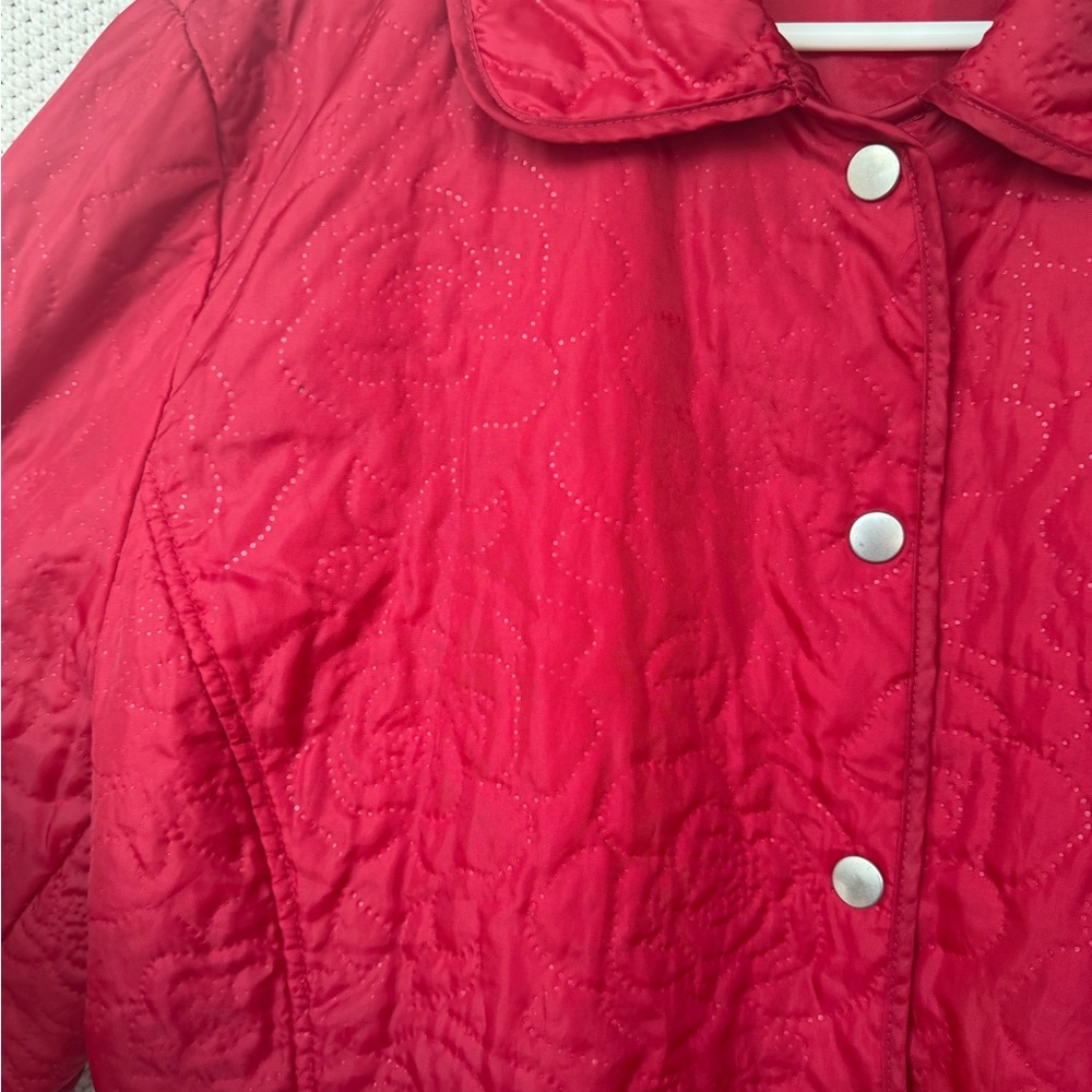 Chic Red Quilted Puffer Jacket - image 5